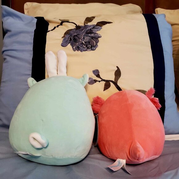 Squishmallows 2pc Lot Archie Axolotl 7.5" and Milly Llama 8" - Picture 3 of 6